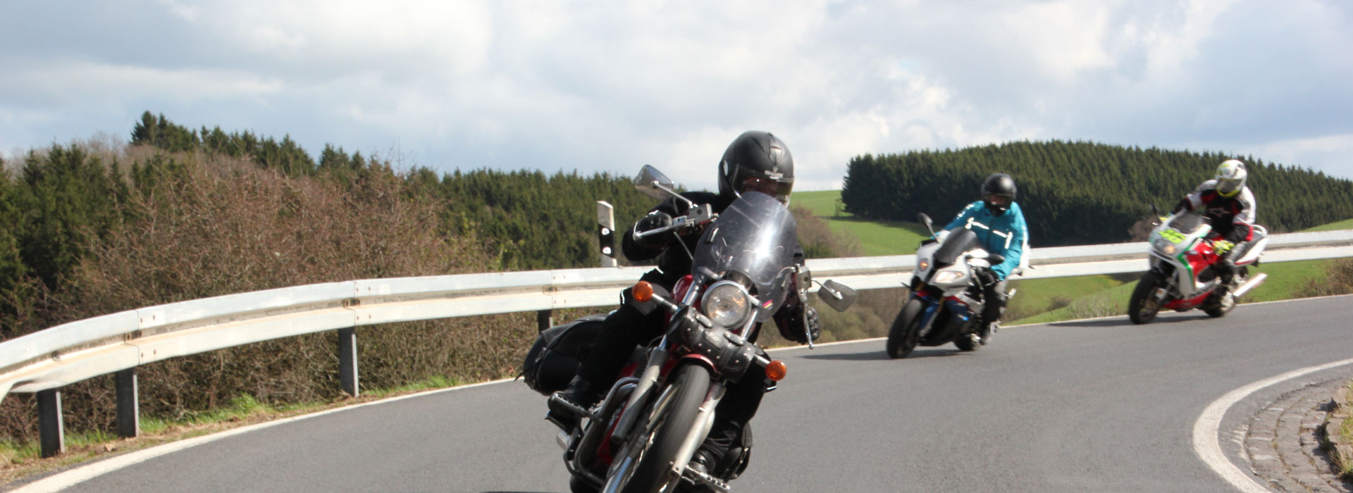 Motorrijschool Motorrijbewijspoint Koudekerk aan den Rijn motorrijlessen